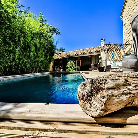 Des Brunes Bed & Breakfast Saint-Laurent-dʼAigouze