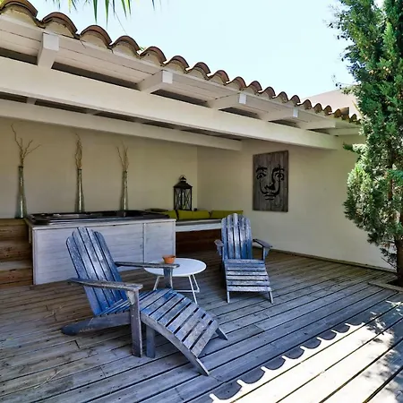 Des Brunes Bed & Breakfast 4*