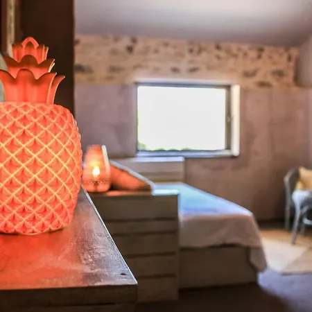 Bed & Breakfast Des Brunes Saint-Laurent-dʼAigouze